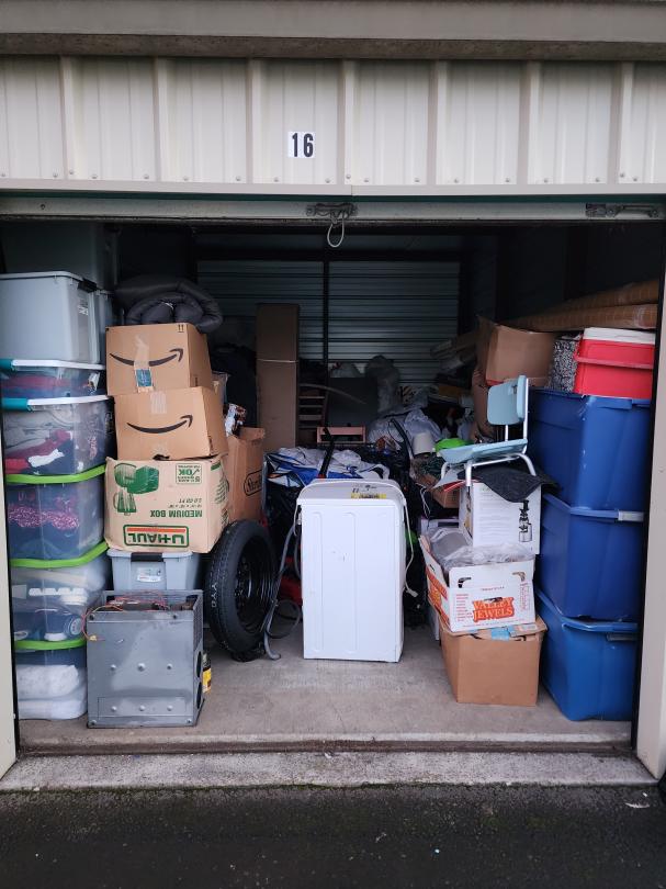 Storage Unit Auction in Roseburg, OR at Master Key Storage Annex ends